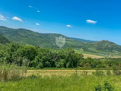 Building plot 1,800 m², Motovun - permit for a villa with a pool - 11