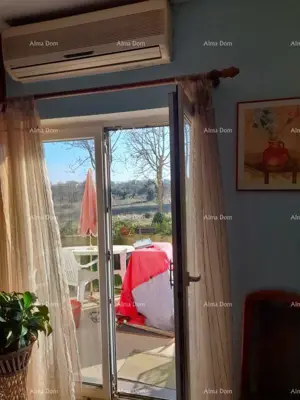 Prodaje se stan, blizina grada Pule, 37 m². Štinjan.