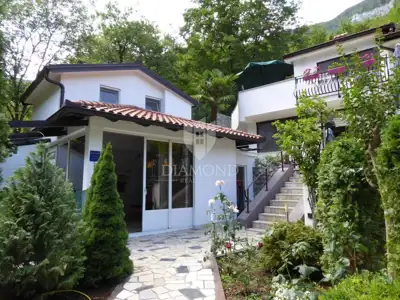 Lovran, Apartmenthaus in einzigartiger Lage