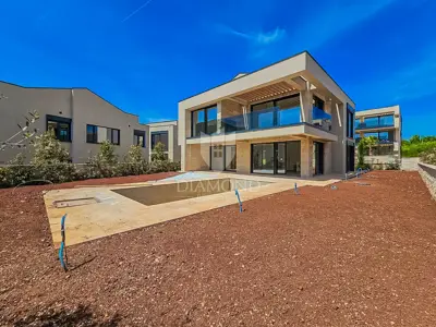 Vila 274 m², Lovrečica - 100 m od mora i plaže - 3