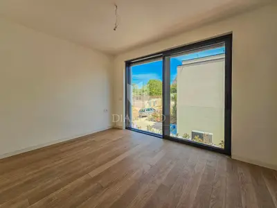 Vila 274 m², Lovrečica - 100 m od mora i plaže - 17