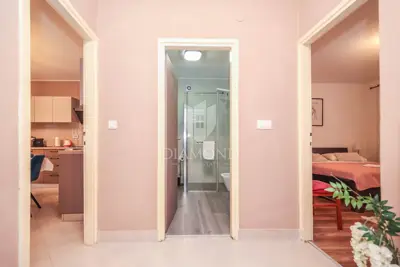 Stan 80 m², Rovinj centar - dvije loggie - 17