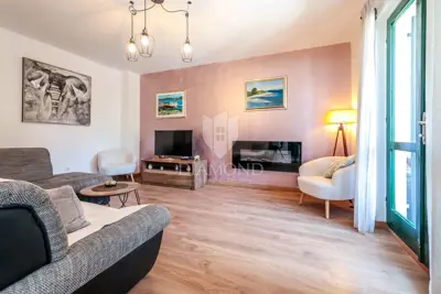 Stan 80 m², Rovinj centar - dvije loggie - 4