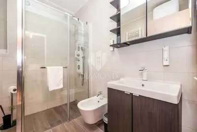 Stan 80 m², Rovinj centar - dvije loggie - 15
