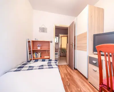 Stan 80 m², Rovinj centar - dvije loggie - 22