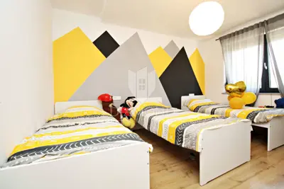 Vila 330 m², Svetvinčenat - moderno dizajnirana - 15
