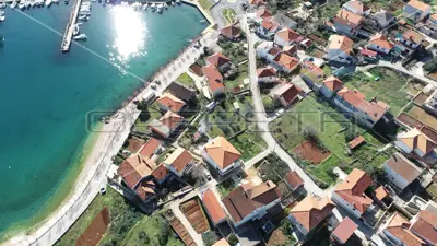 Građevinsko zemljište 721 m², Kali, pogled na more i mir - 9