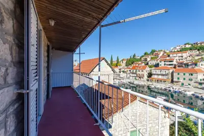 Authentic stone house on the waterfront - Šolta