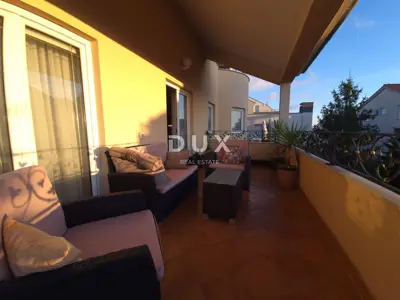 Villa 386 m², Zadar-Borik - sea view - 10