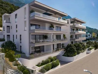 Makarska - Wohnung mit Pool und atemberaubendem Panoramablick - 7