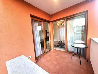 Stan 43 m², Novigrad - prizemlje, terasa i parking - 10