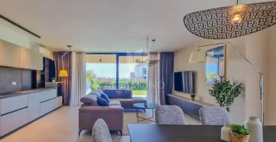 Stan 112,82 m², Novigrad - vrt 180,90 m² i terasa - 14