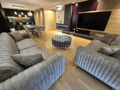BORIK, Vitrenjak, Trosoban stan prvi red do mora, 300 m² - 11