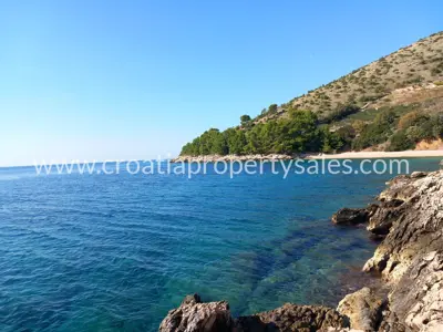 Agricultural land 6,600 m², Otok Brač - first row to the sea - 7