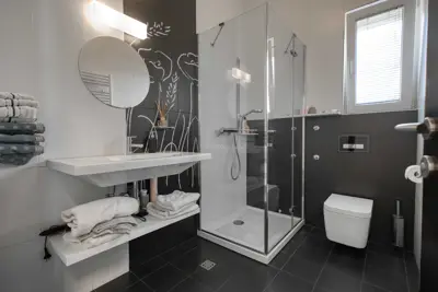 Šestine, wunderschöne dreigeschossige Villa 500 m², auf einem Grundstück von 5000 m² - 13