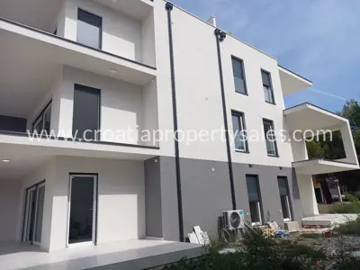 Wohnung, Šibenik, 71 m², 2-Zimmer, 301 264 € - 8