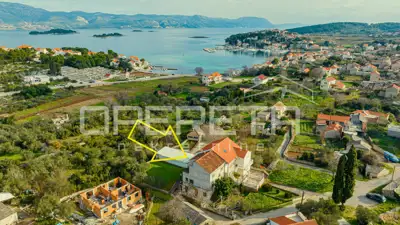Kuća na atraktivnoj lokaciji, 240 m², Lumbarda, otok Korčula