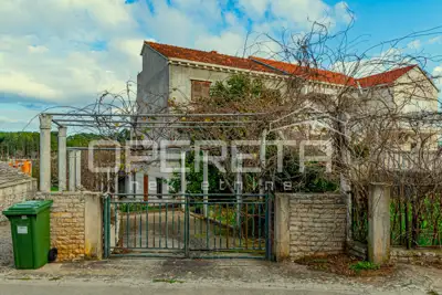Haus 320 m², Lumbarda auf Korčula, 500 m vom Meer - 3