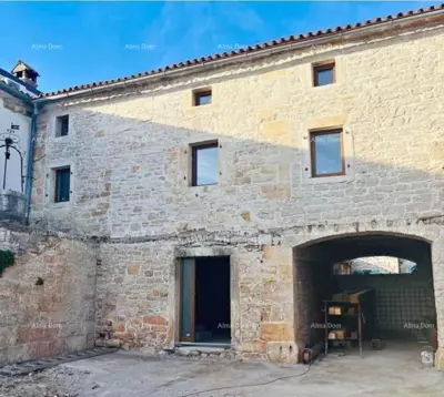 Kamena kuća, Sveti Lovreč, blizina Poreča, 140 m² i okućnica 200 m²