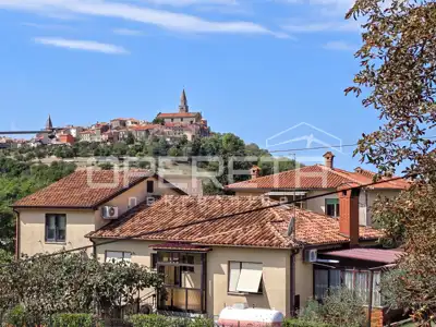 Wohnung in Buje, ruhige Lage und Blick auf die Stadt - 15