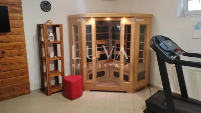 Villa 300 m², Josipovac - ruhige Sackgasse - 20