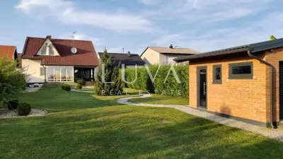 Villa 300 m², Josipovac - ruhige Sackgasse