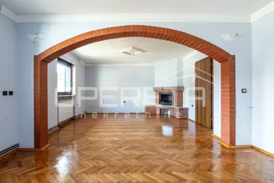 House for sale in Gajnice, 348 m² - 19