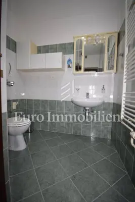 House 280 m², Murter - 4 apartments and garden - 17