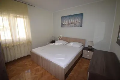 House 280 m², Murter - 4 apartments and garden - 10