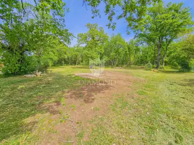 Građevinsko zemljište 4.331 m², Umag - mirna ulica