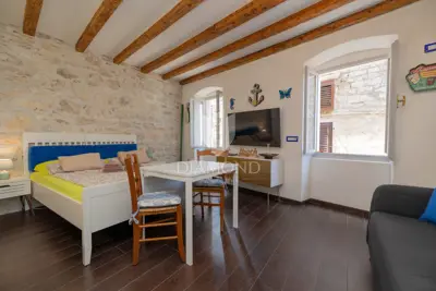 Studio apartment 28 m², Rovinj center, sea view - 4