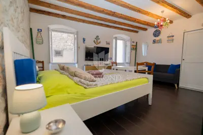 Studio apartment 28 m², Rovinj center, sea view - 14