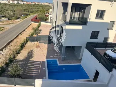 Dvojna kuća, Vodice, pogled na more i bazen - 2