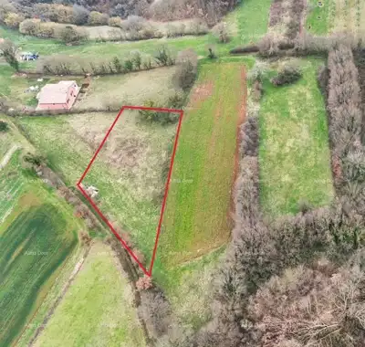Building plot, Barban - permit for a single-storey house 210 m² - 2
