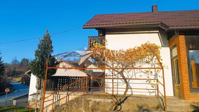 Ogulin - Prodaju se dvije kuće – mir, priroda i udobnost! - 4