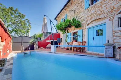 Steinhaus 101 m², Svetvinčenat, Pool und Terrasse - 2