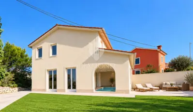 Kuća 150 m², Bale - privatni bazen i okućnica - 4