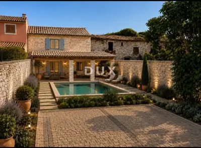 Stone house 80 m², Ušići Dvori - for complete renovation - 4