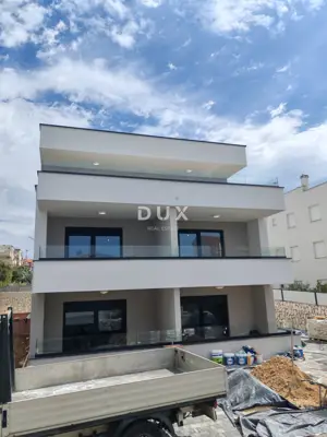Apartment 73.6 m², Mandre - 2 bedrooms, terrace with sea view - 3