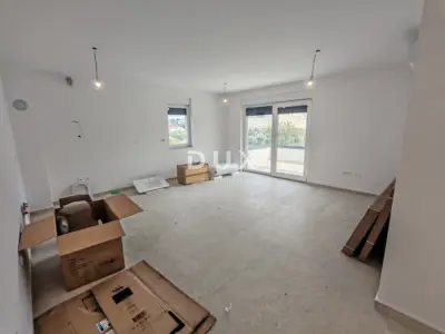 Apartment 73.6 m², Mandre - 2 bedrooms, terrace with sea view - 5