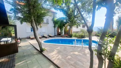 Kuća 250 m², Krk - bazen i pogled na more - 3