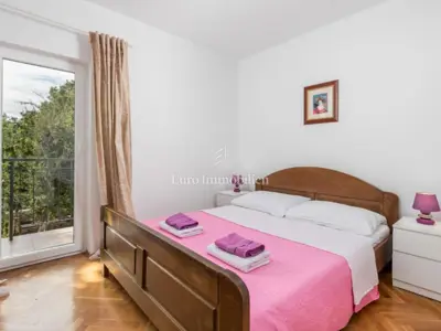 Kuća 250 m², Krk - bazen i pogled na more - 18