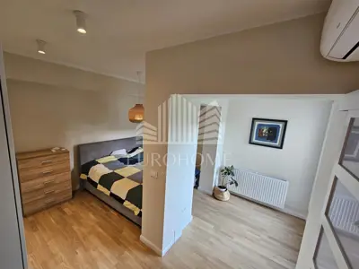 Stan 100 m², Ravnice - renoviran i svijetao - 17
