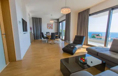 Luxury modern villa with sea view - 10