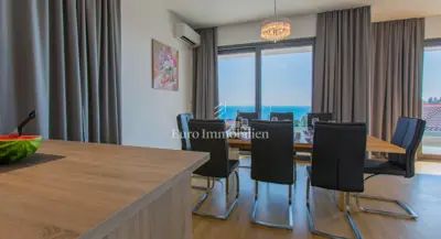 Luxury modern villa with sea view - 12