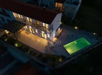 Villa 127 m², Vrbnik auf der Insel Krk, Meerblick - 18