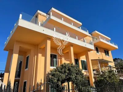 Apartment 151 m², Crnica, first row to the sea and view of the old town - 7