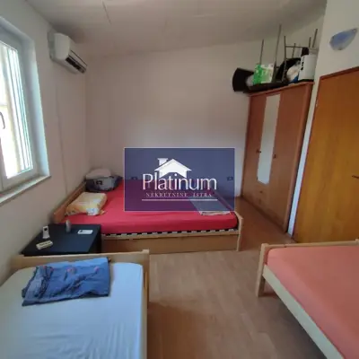 Apartment 50 m², Marčana - Terrasse und Parkplatz - 11