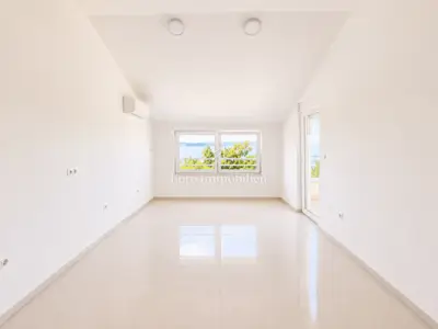 Wohnung zum Kauf in Crikvenica, 106 m² - 10
