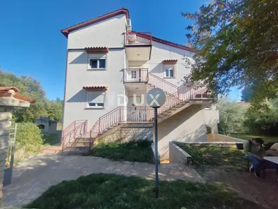 Haus 1.369 m², Poreč - großes Grundstück und Meeresnähe - 4